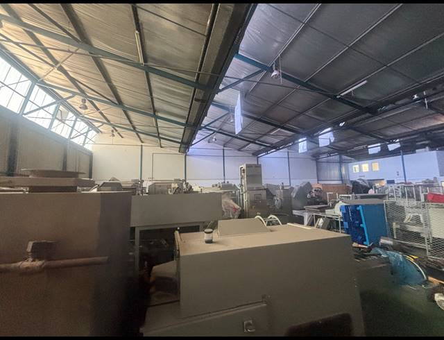 1,180M² WAREHOUSE TO LET IN BELLVILLE SOUTH INDUSTRIA